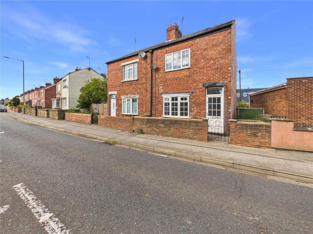 2-bed terraced on Maude Terrace, St. Helen Auckland, Bishop Auckland, Durham, DL14, £100,000
