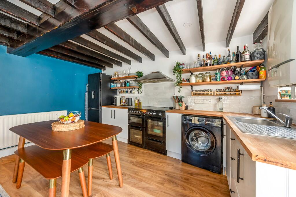 House in Chichester - More