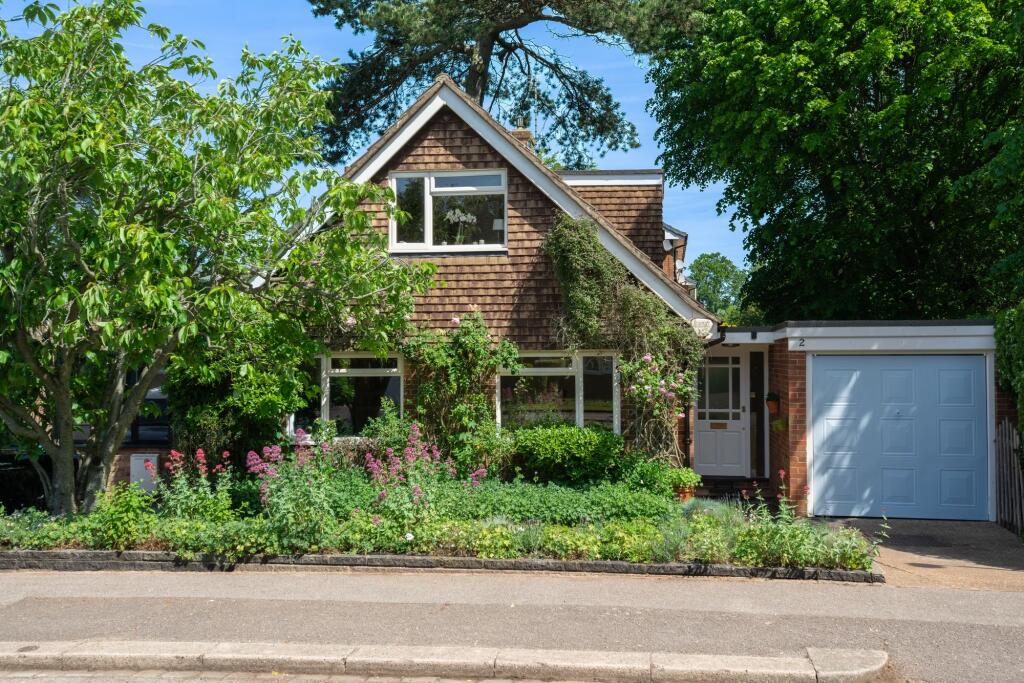Main image of property: Knighton Close, South Croydon, CR2