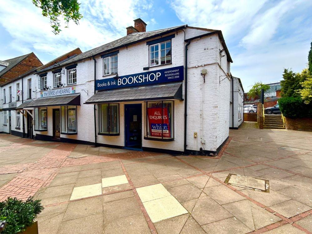 Main image of property: 4 White lion walk, Banbury, OX16 5UD