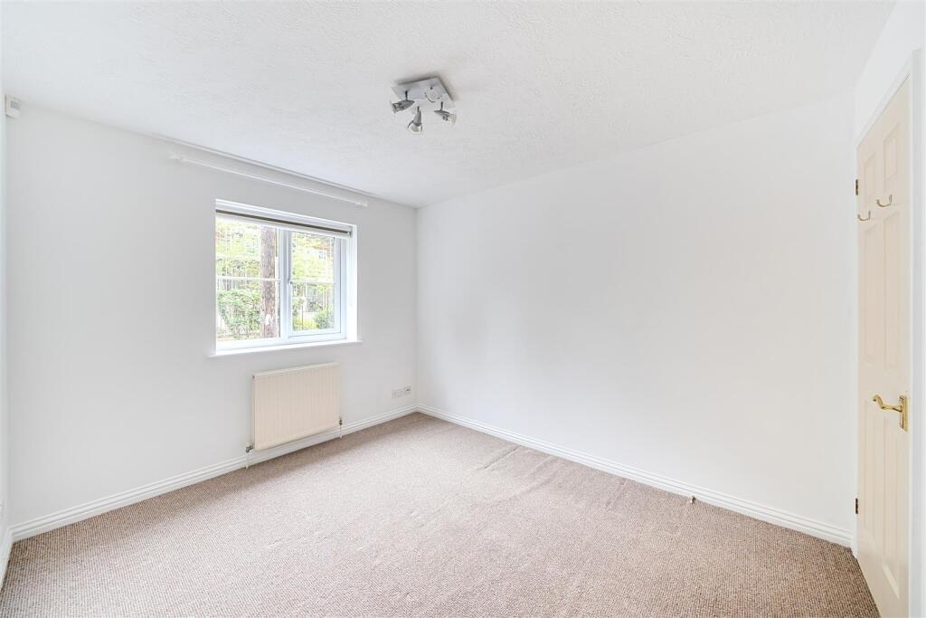 Apartment in Three Rivers, Batchworth - View 3