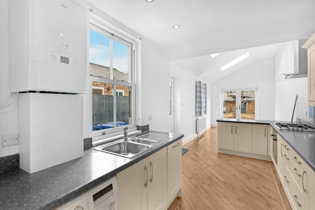 House in Northampton - View 5