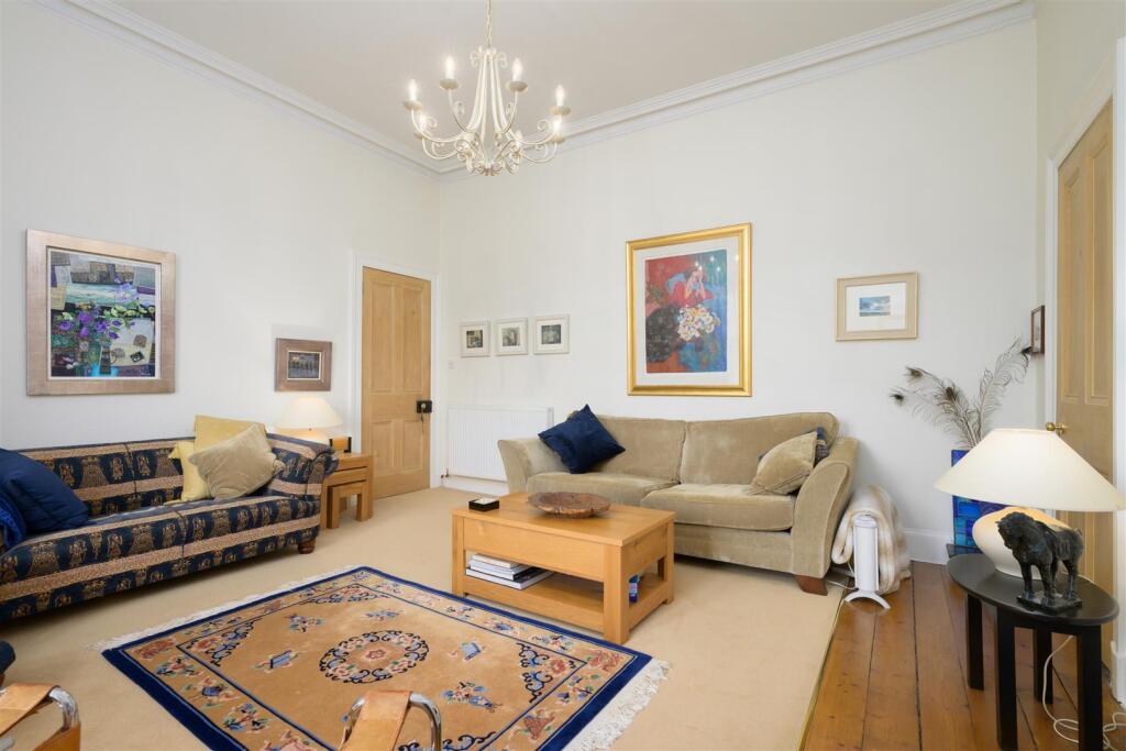 Apartment in Perth, Upper Craigie - View 4
