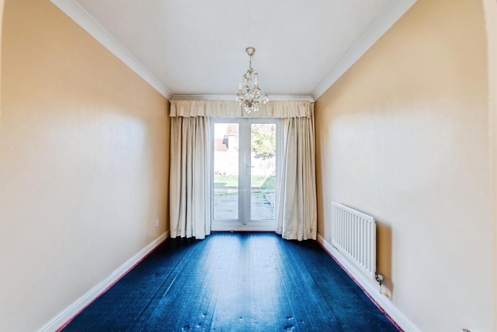 House in Swindon, St. Andrews - View 5