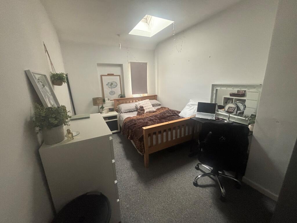 House in Bristol, Horfield - More