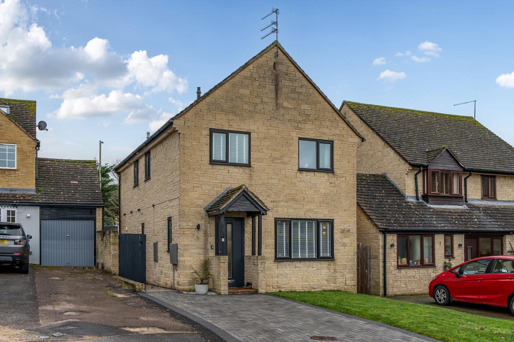 Main image of property: Oxlease, Witney, OX28