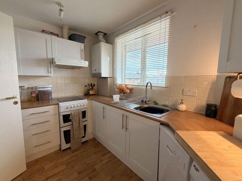 Apartment in Darlington - View 3