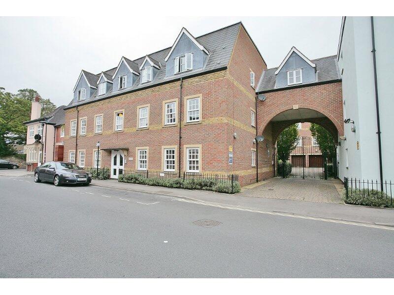 Main image of property: Castle Mews, St Thomas Street, Oxford, Oxford, OX1