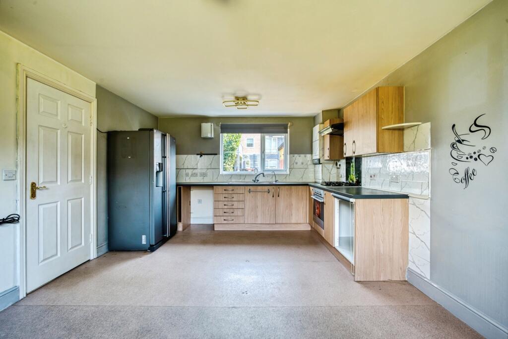 House in Stockport, Greater Manchester - View 3