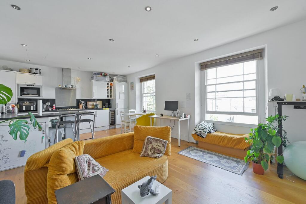 Apartment in Bristol - View 2