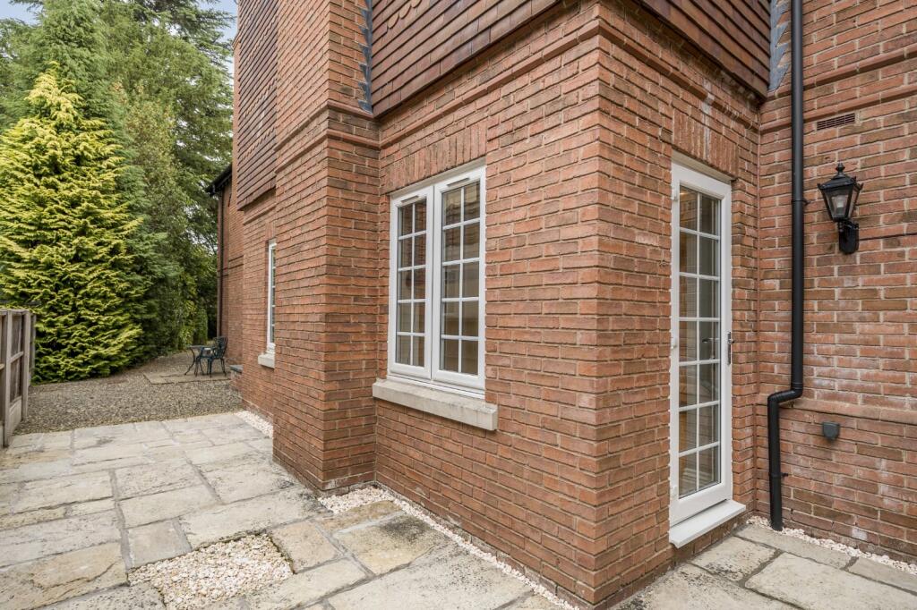 Additional image 4 of Warwick Road, Solihull, West Midlands, B91