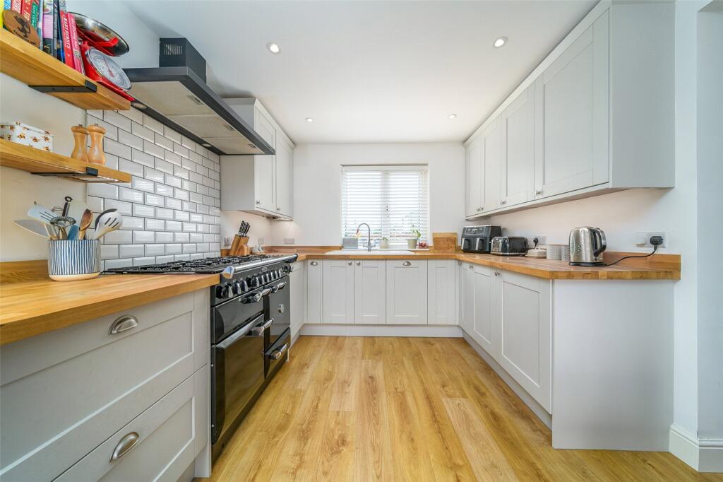 Queens Road, Alnwick, Northumberland, NE66 photo 3