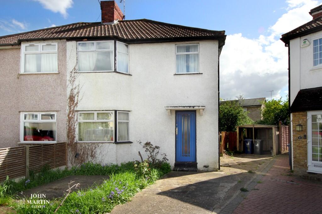 Main image of property: Royle Crescent, London, W13