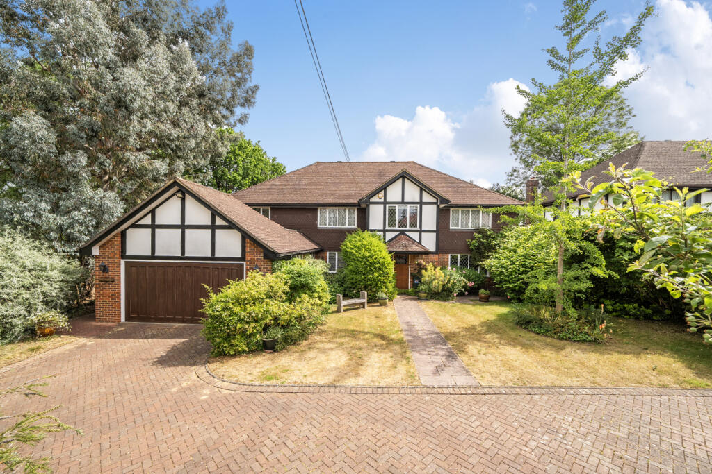 Main image of property: Nugents Park, Pinner, HA5