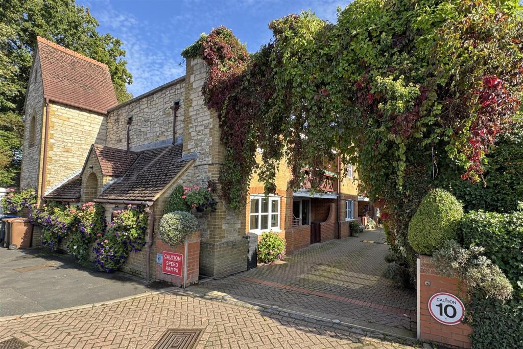 2-bed other on Godalming - Retirement Apartment, £225,000