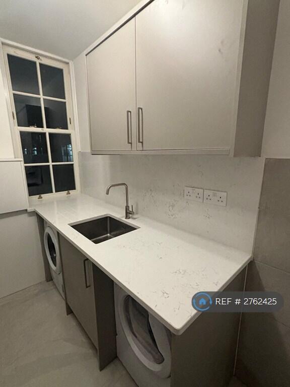 Main image of property: Wormholt Road, London, W12