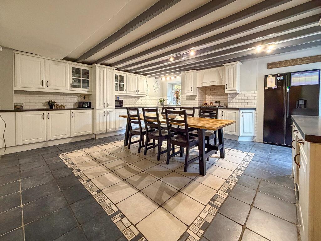House in Newcastle upon Tyne - View 2