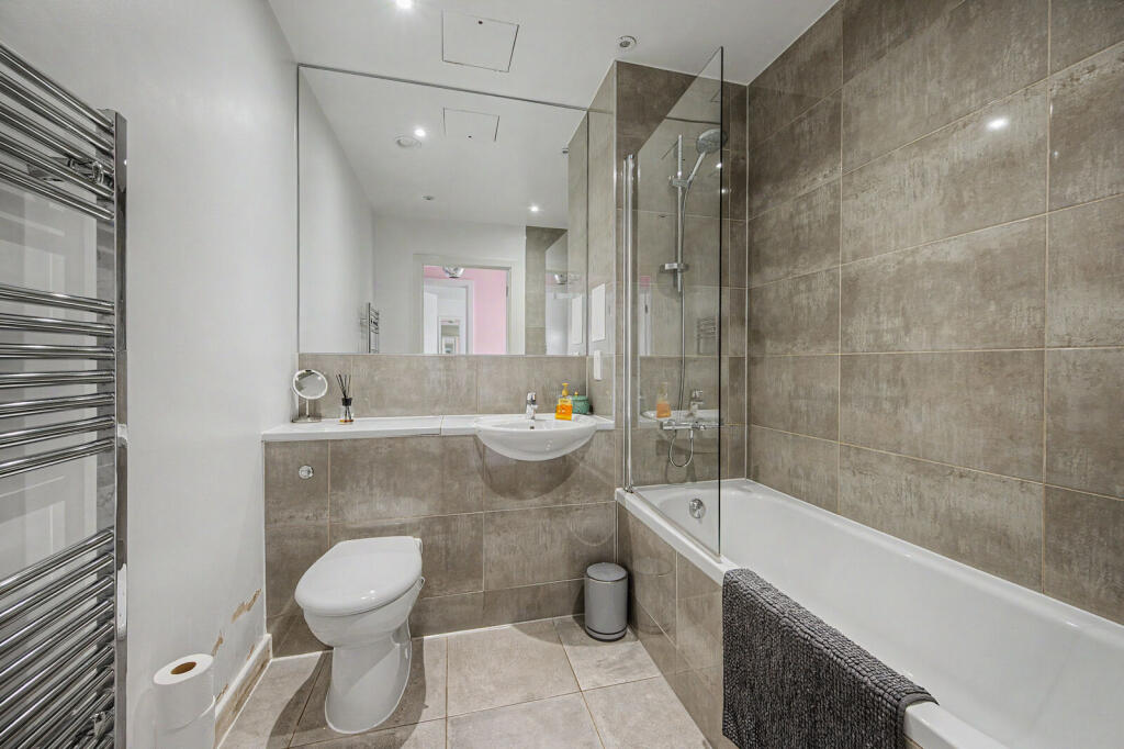 Apartment in London - View 4