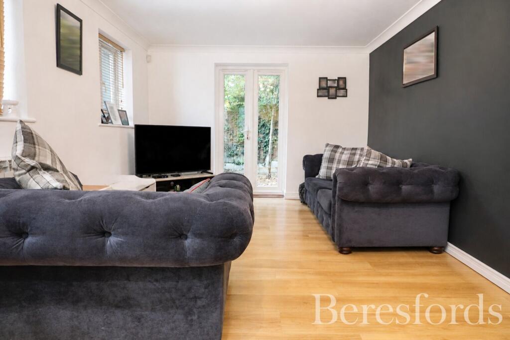 Apartment in Chelmsford - View 4
