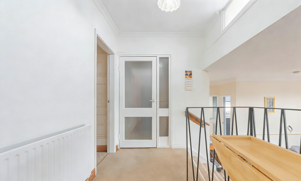 The Ridgeway, Worcester, Worcester - More