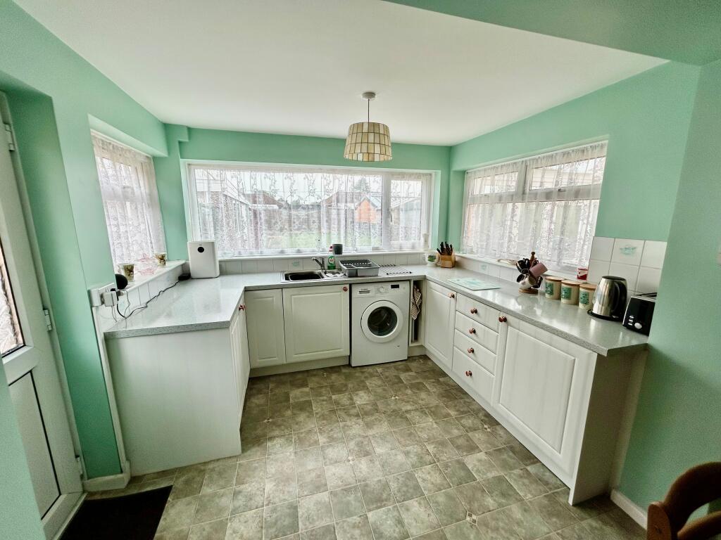 House in Southampton - View 5