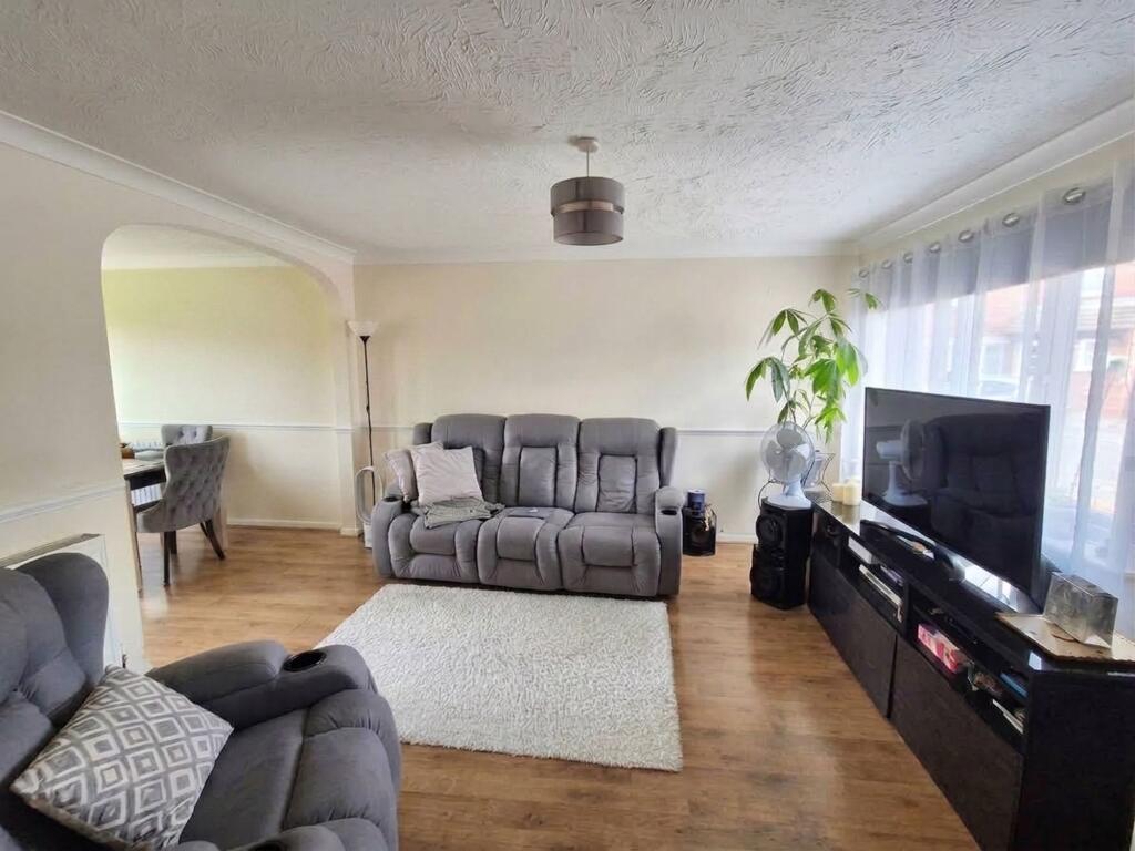 House in Peterborough - View 5