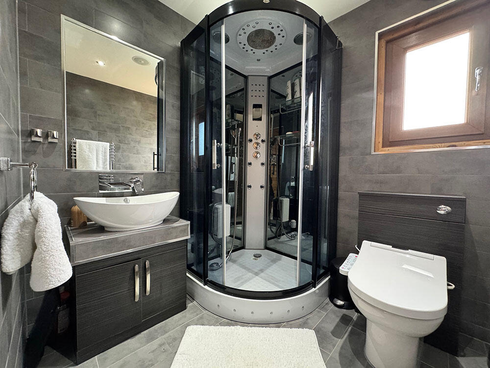 The Ramparts, Tattershall Lakes Country Park, Sleaford Road, Tattershall LN4 photo 5