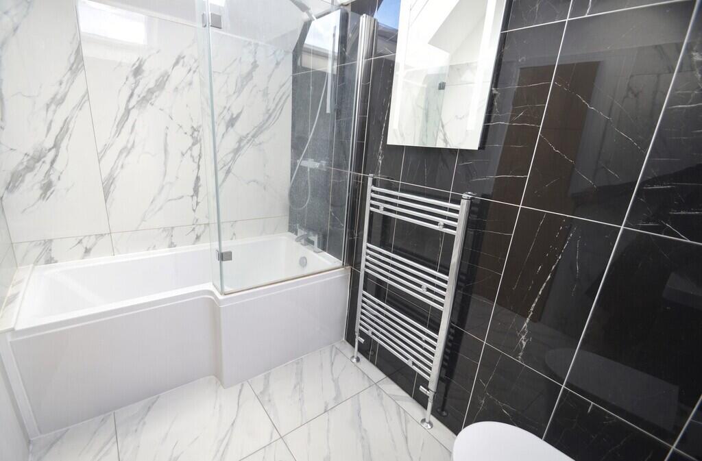 House in Twickenham - View 2