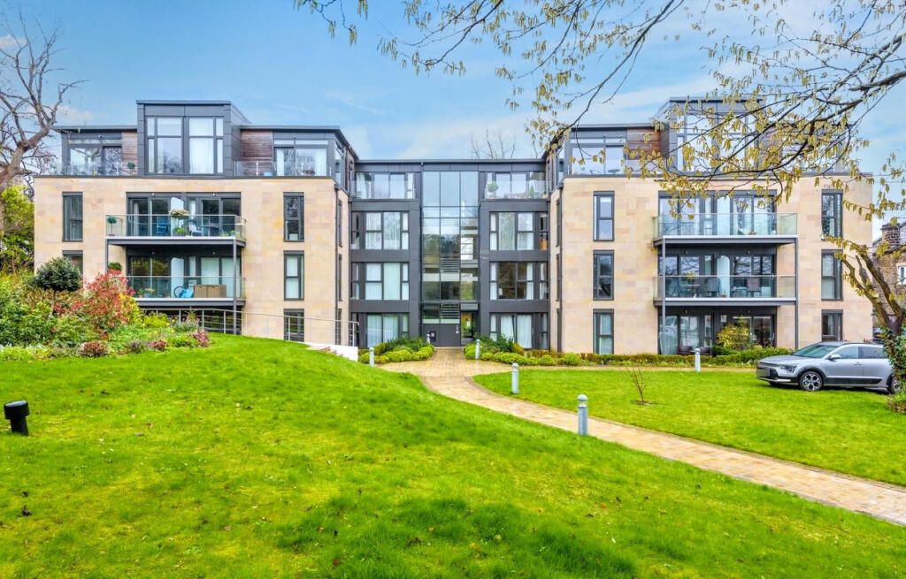Main image of property: 17 Broomgrove Road, Sheffield, South Yorkshire, S10 2LW