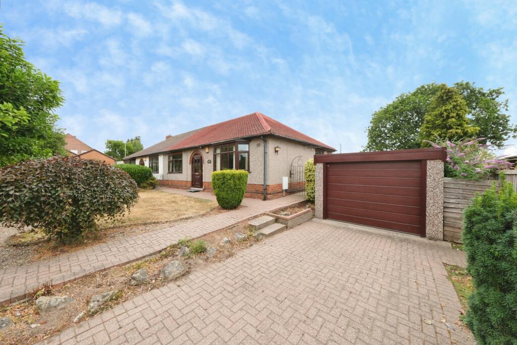 Main image of property: Park Hall Road, Mansfield Woodhouse, Mansfield, Nottinghamshire, NG19