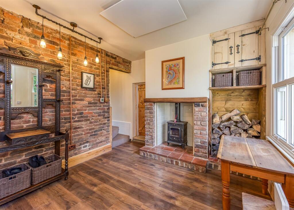 458 Himley Road, Gornal Wood, Dudley photo 3