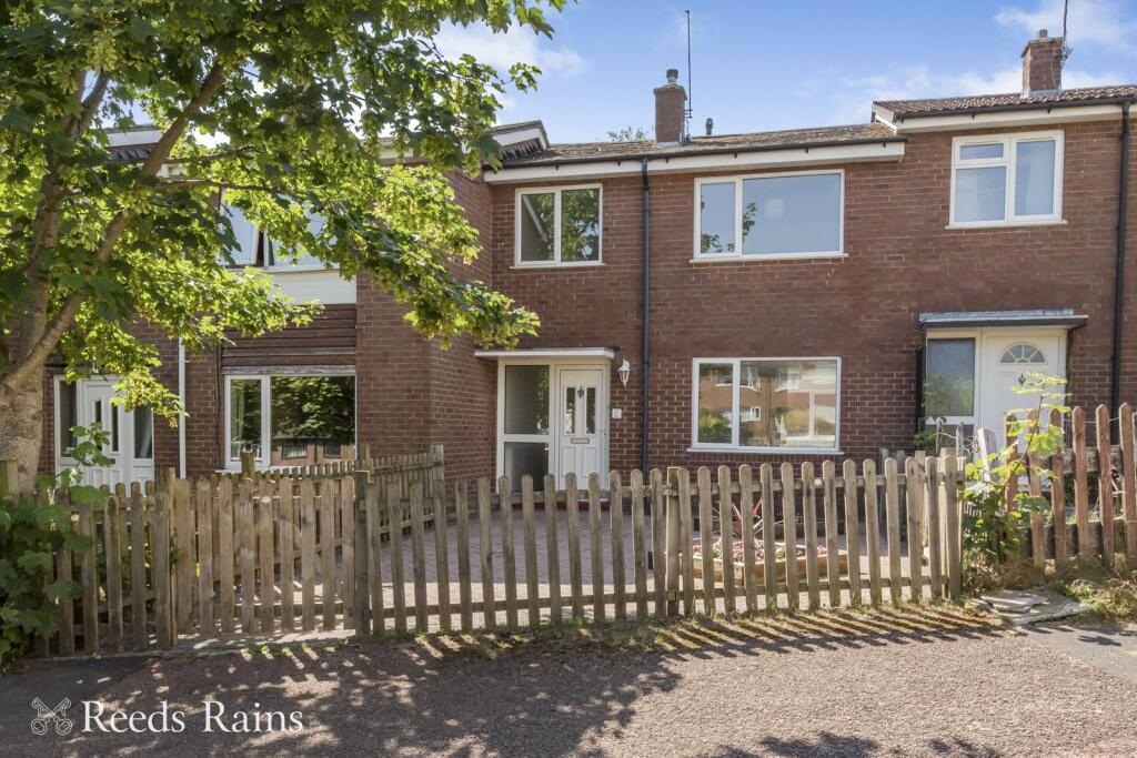Main image of property: Kirkstall Close, Macclesfield, Cheshire, SK10