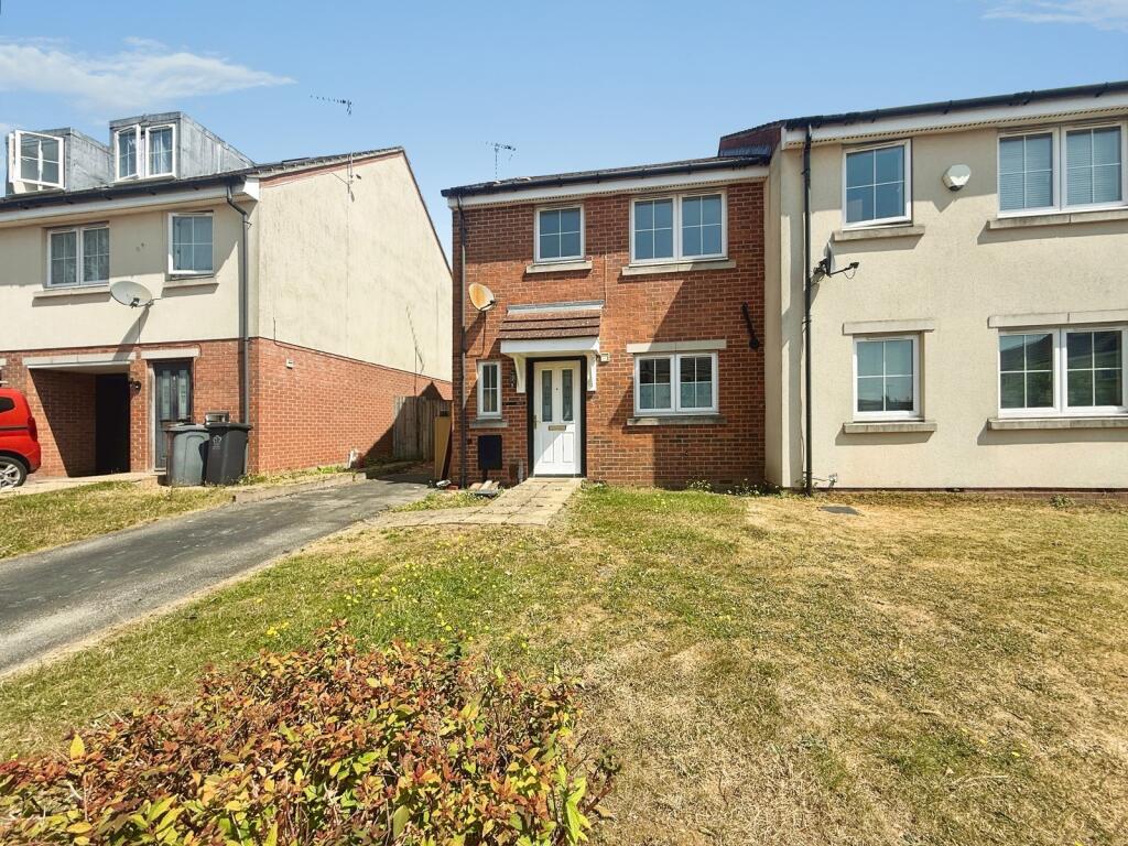 Main image of property: Woodleigh Close, Leicester, Leicestershire. LE5 2HW