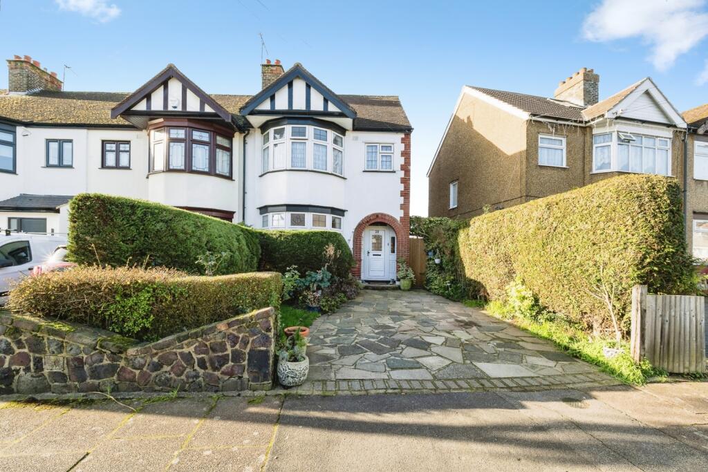 Main image of property: Applegarth Drive, Ilford, IG2