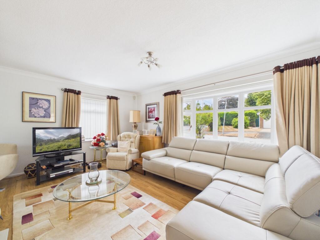 House in Wolverhampton, West Midlands - View 3