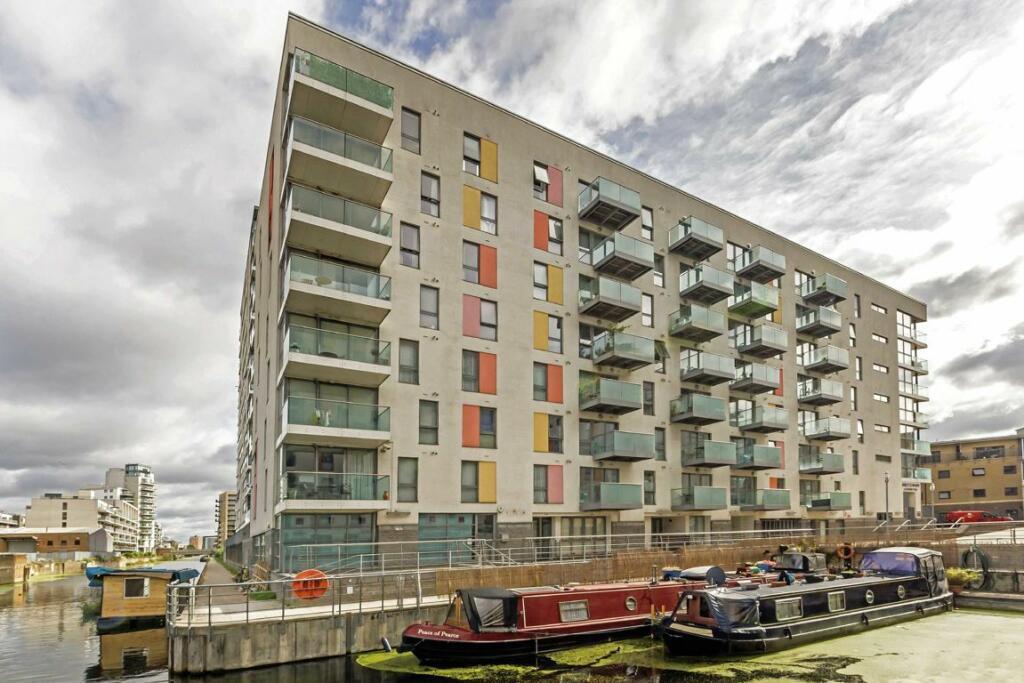 Main image of property: Abbott's Wharf, Stainsby Road, London, E14