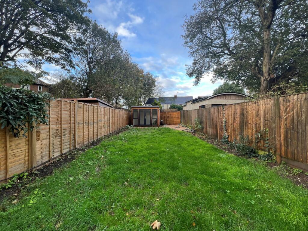 Main image of property: Victoria Road, Shoreham, BN43