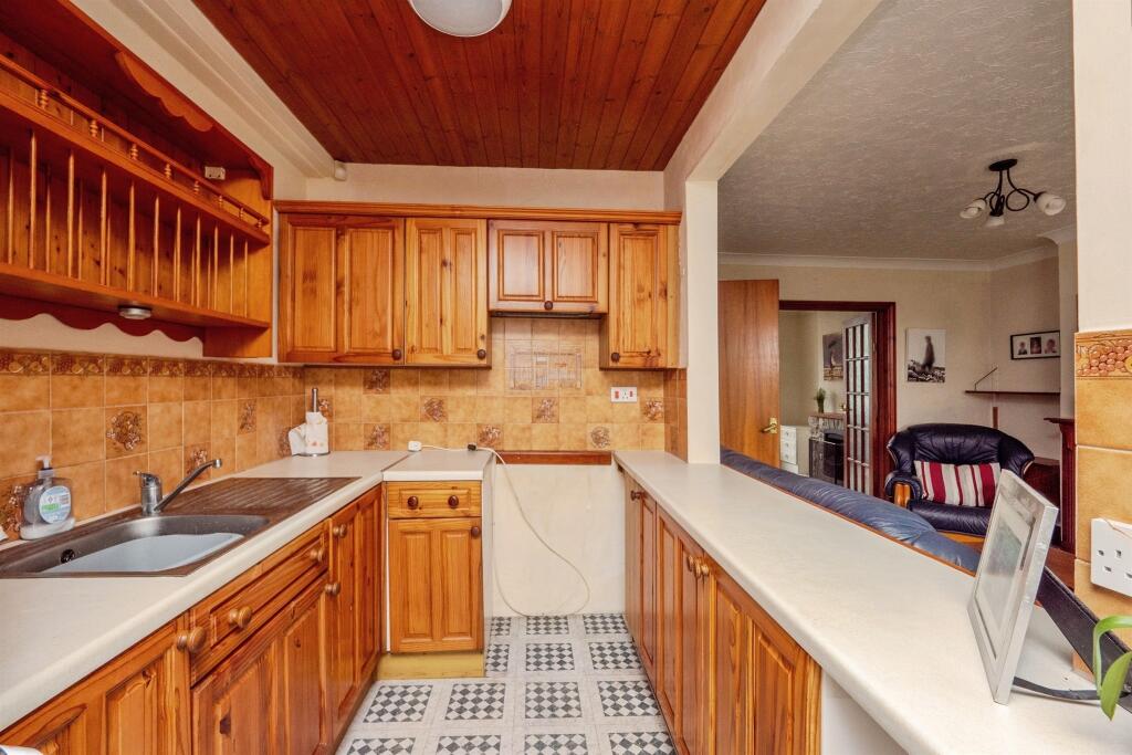 House in Weymouth, Radipole - View 3