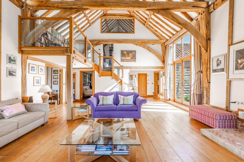 18th Century Norfolk Barn Conversion in Shotesham St. Mary photo 3