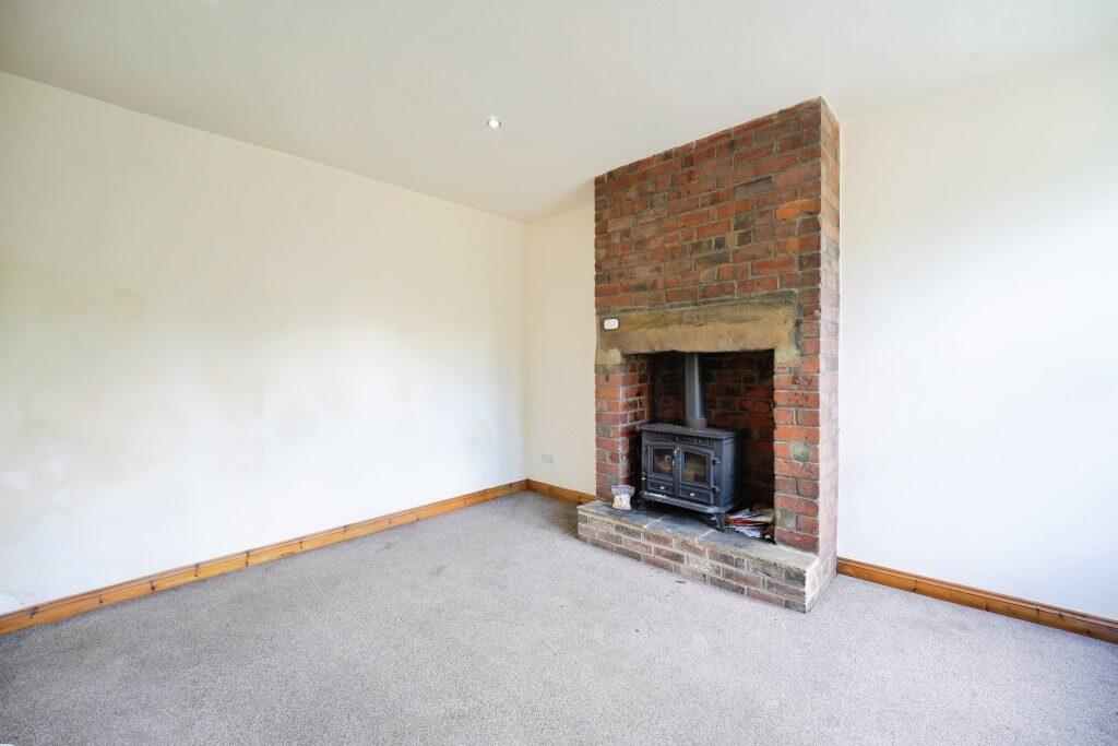 Swinnow Road, Leeds, LS13 4DN photo 3