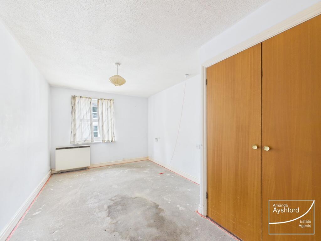 Apartment in Torquay - View 4