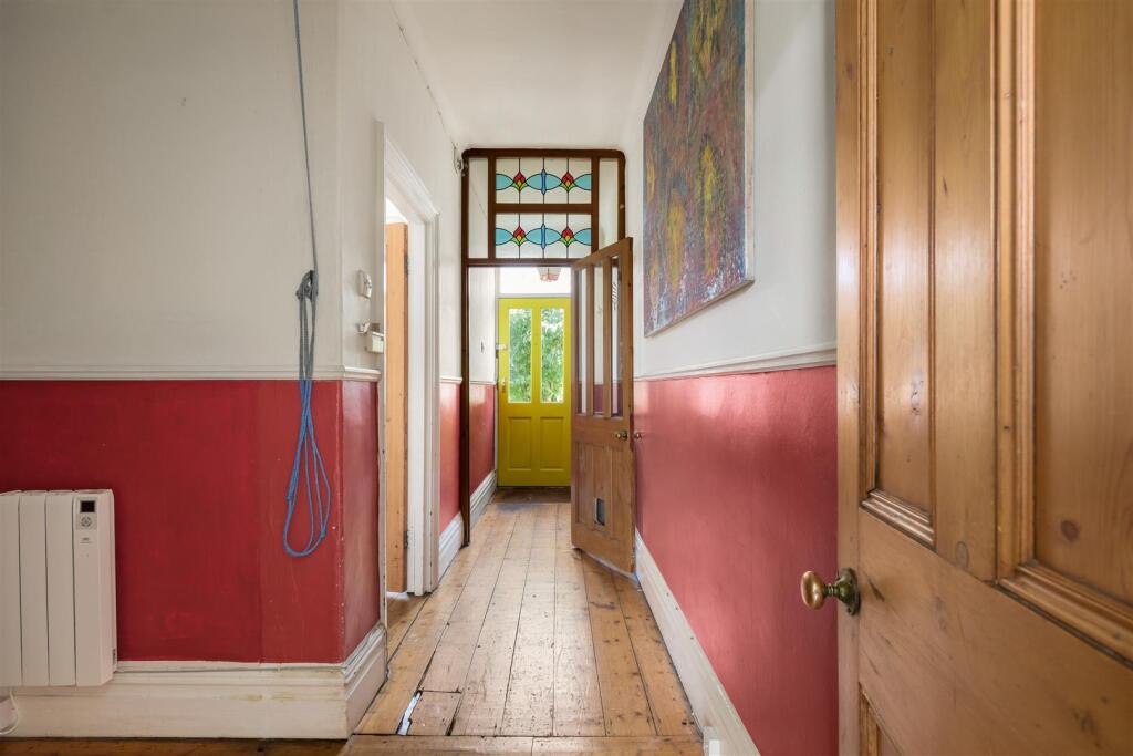 House in Sheffield, Heeley Bottom, Meersbrook - View 5
