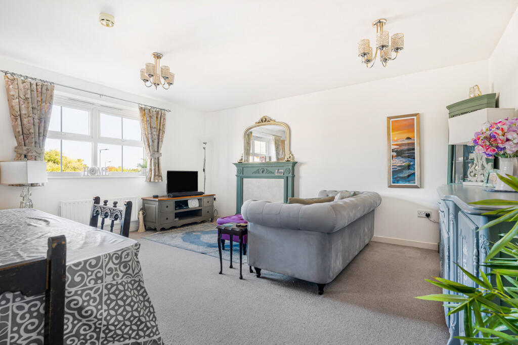 Apartment in Wantage, Belmont Park