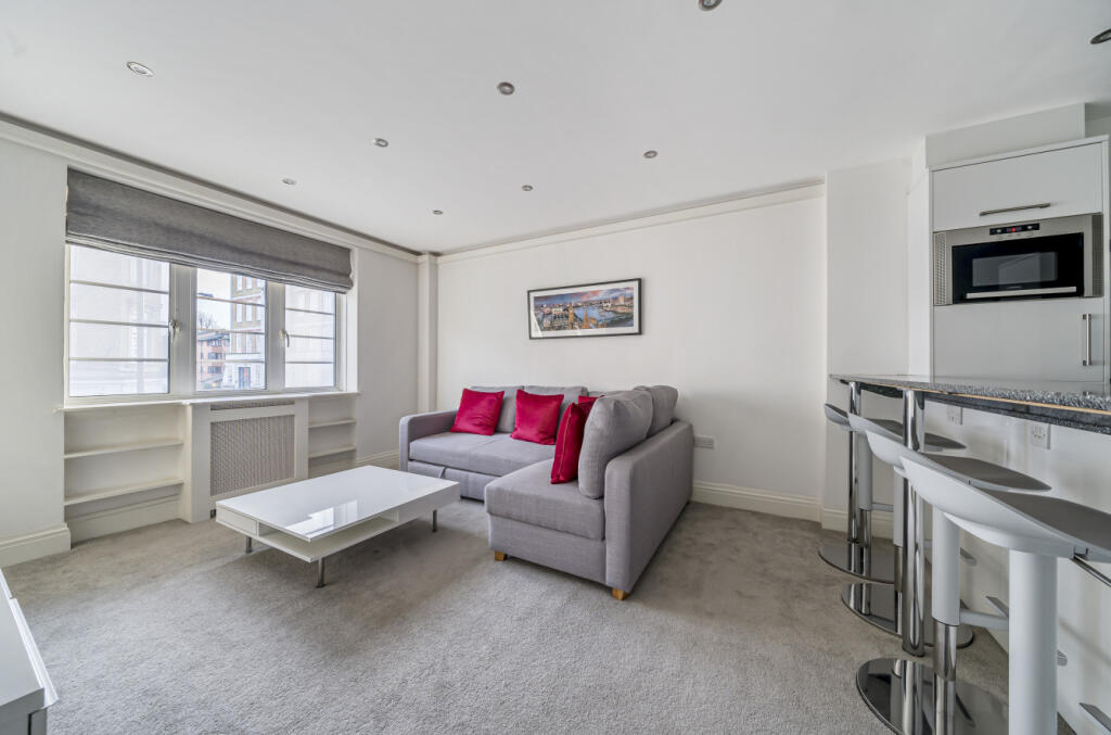 Apartment in London - More