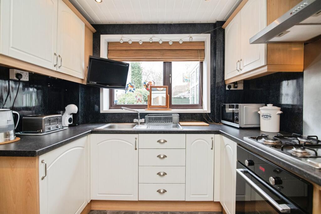 Caddick Road, Birmingham photo 3