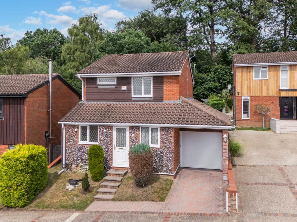 Main image of property: Greenham Wood, Bracknell, RG12