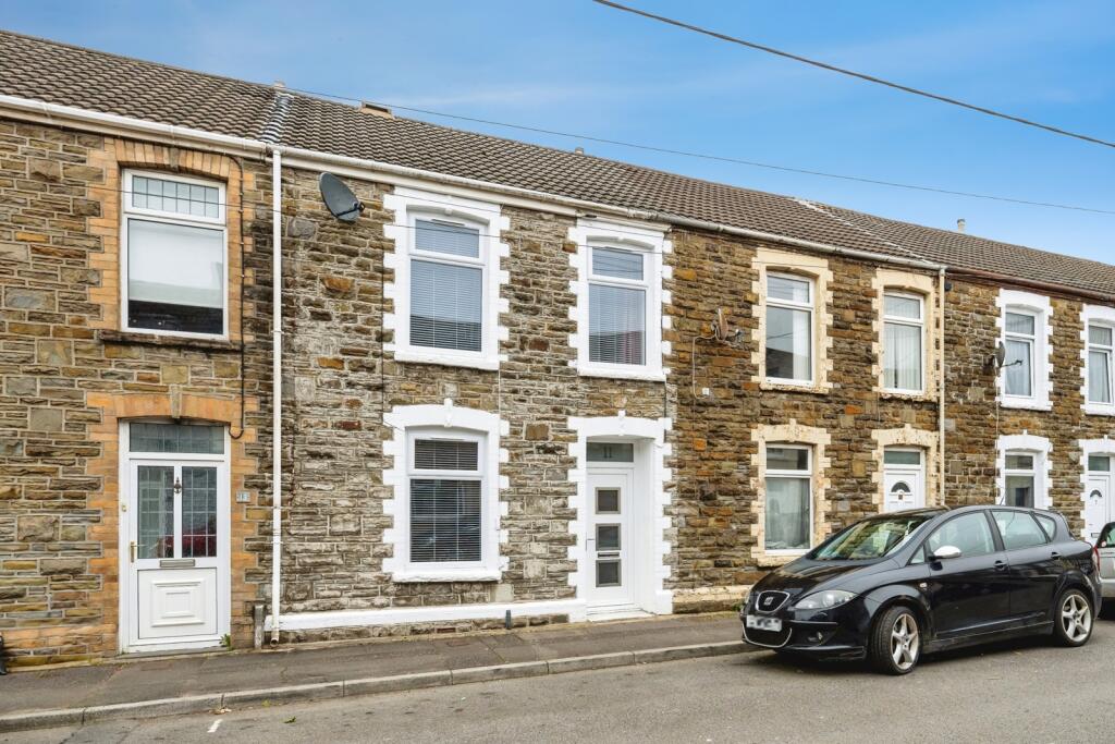 Main image of property: Hoo Street, Neath, Neath Port Talbot, SA11