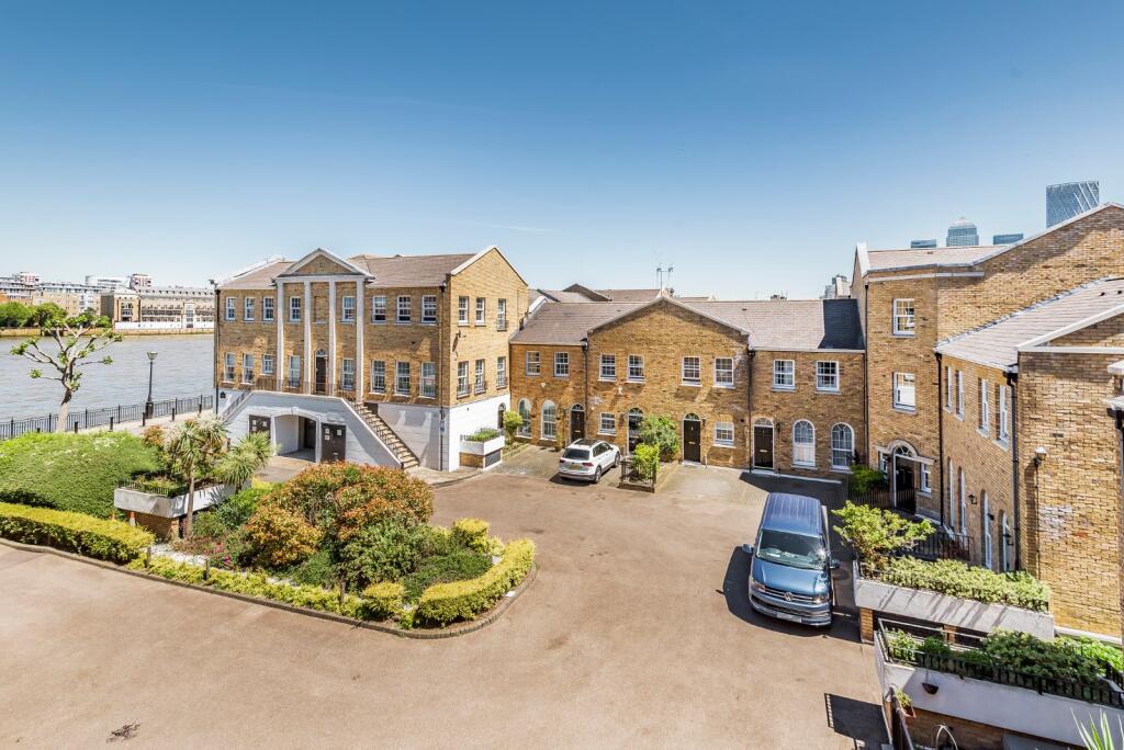 Main image of property: Frederick Square, Surrey Quays, London, SE16