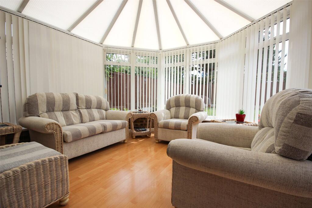 Goodrich Avenue, Bedford, Bedfordshire, MK41 photo 3