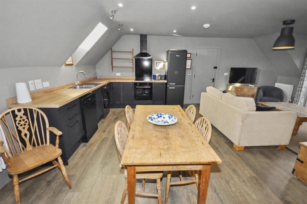 Main image of property: The Bank, Lighthorne